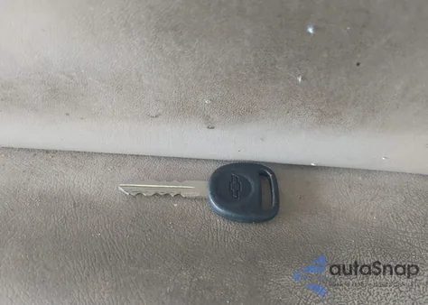 2001 Chevrolet Suburban 1500 Ls z USA, uszkodzony, nr VIN 3GNEC16T71G217733